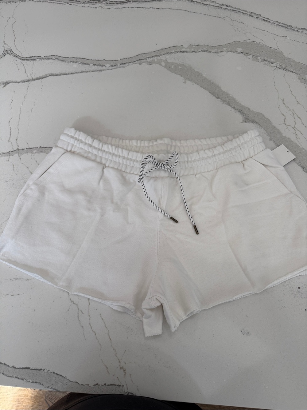 Parke & Target Mid Rise Pull On Sweat Shorts Cream | Large